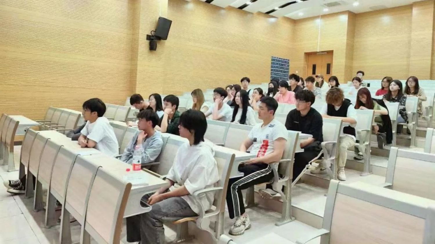 四讲3_副本(1).png 四讲3_副本(1).png