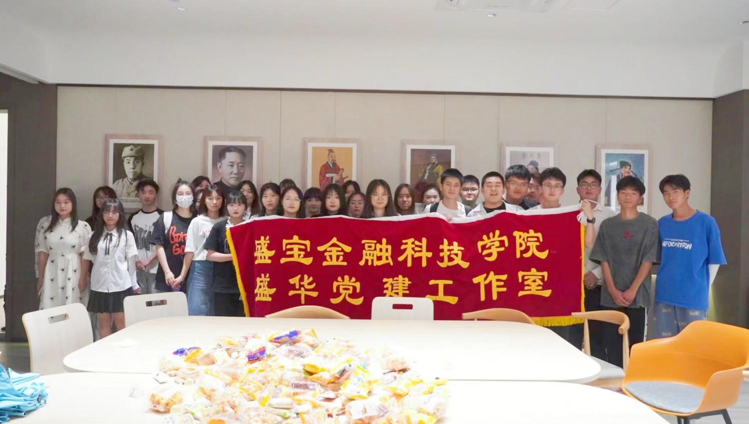 p13_副本.jpg p13_副本.jpg