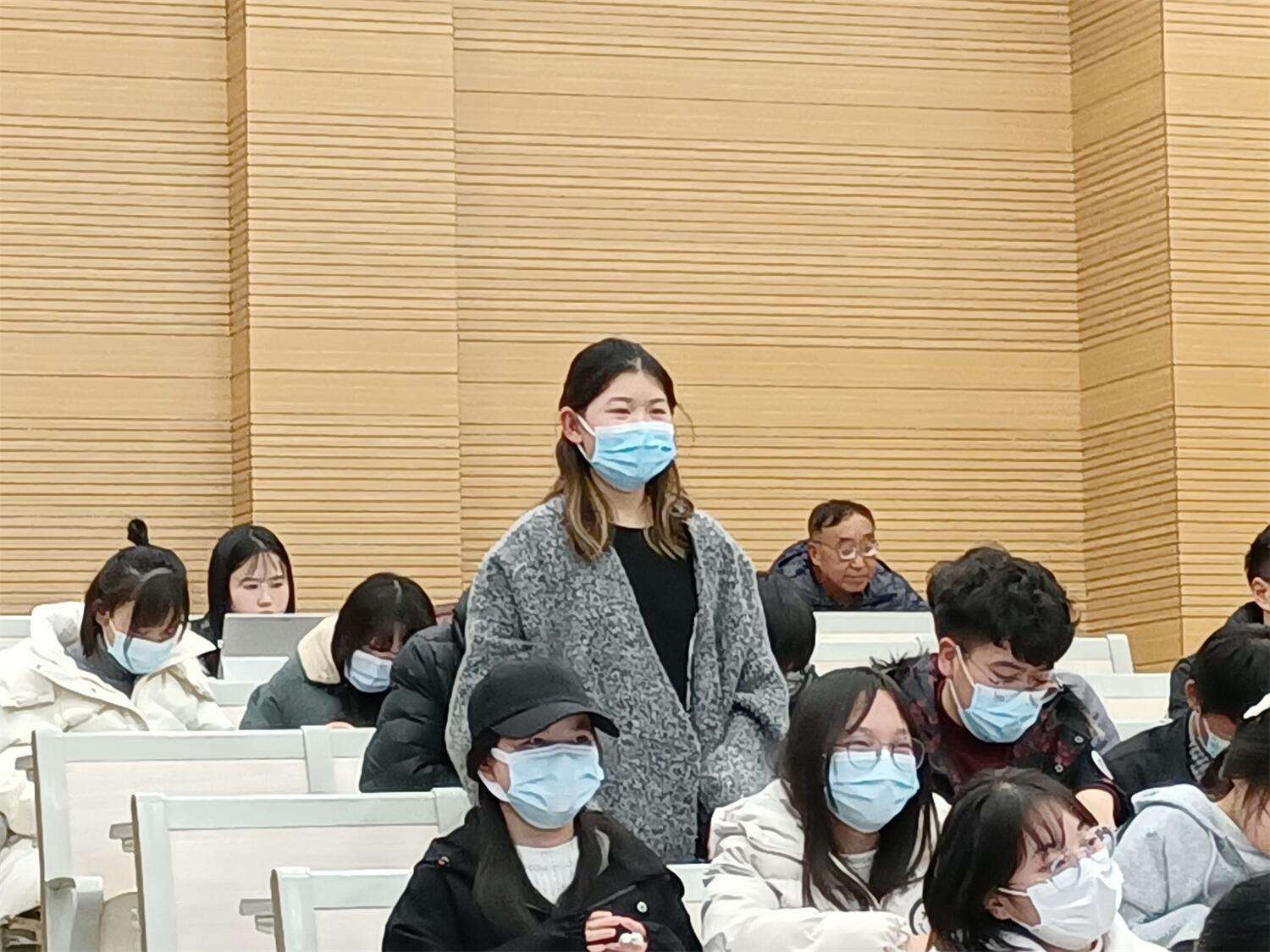 图4.jpg